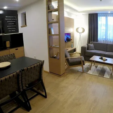 Mamut Aparthotel 4*